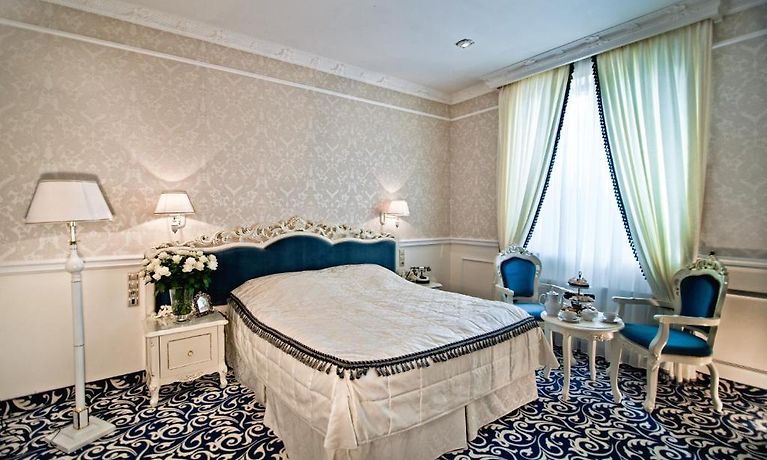 Air City Hotel Kiev Book Value For Money Accommodation - 